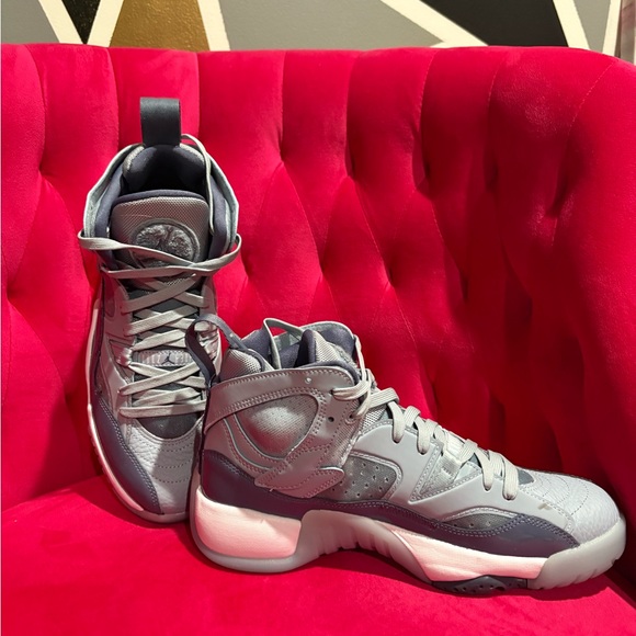 Nike Jordans Women's Jumpman Two Trey in Ice Blue - Picture 1 of 5